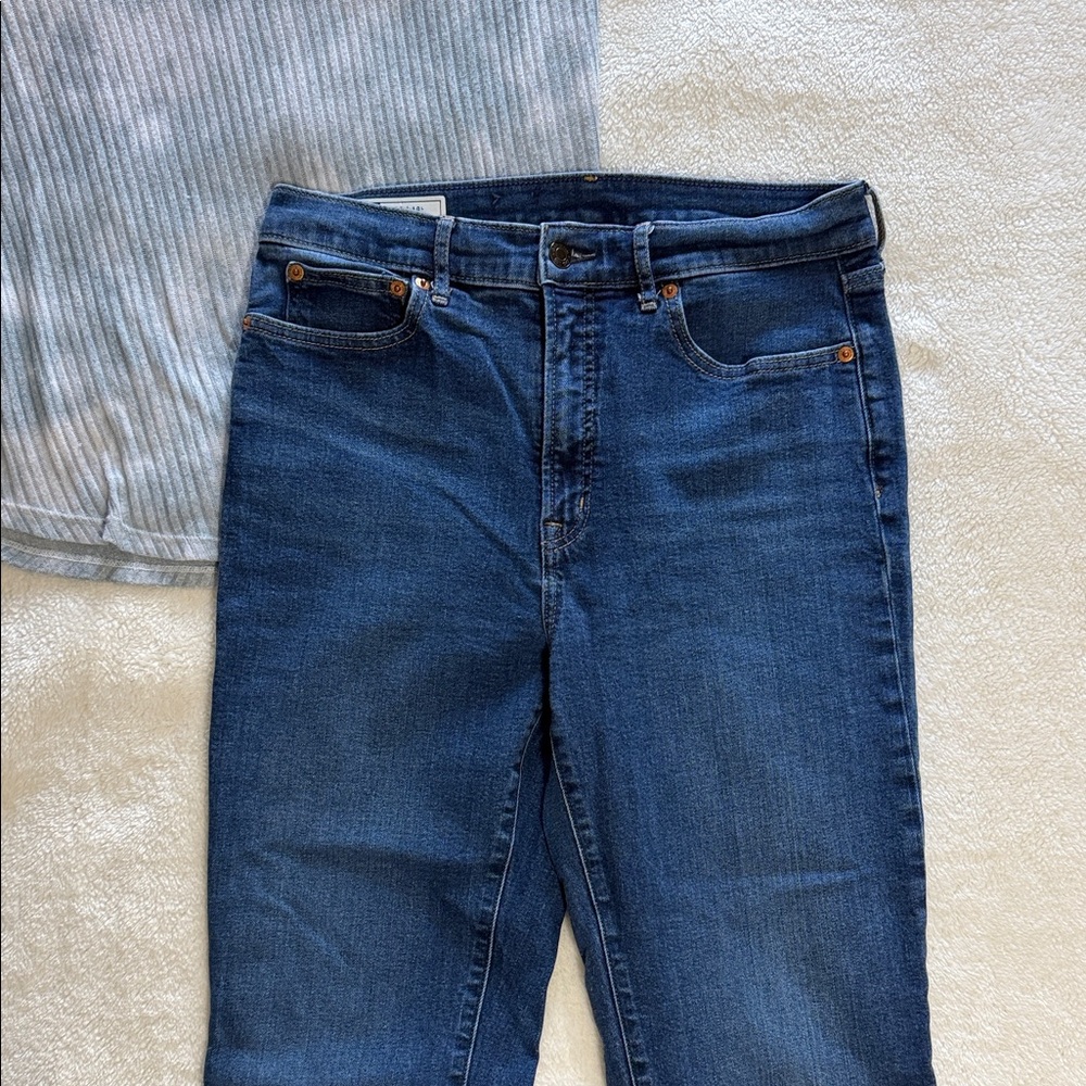 GAP High-Rise Women's Jeans - Dark Blue Denim